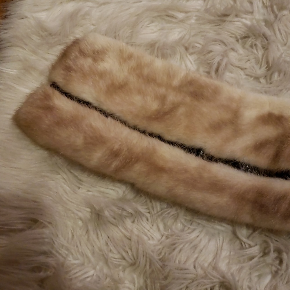 Vintage cream mink fur collar - Picture 2 of 5